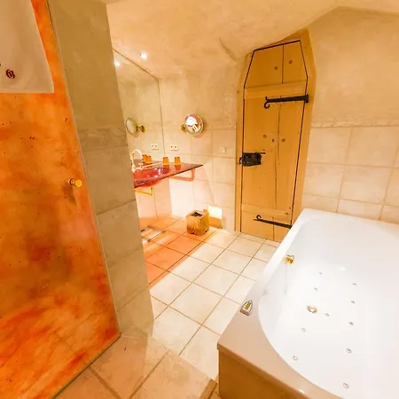 San Gabriele Hotell 4*